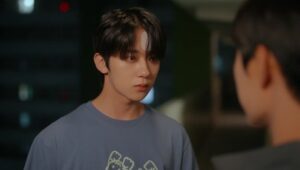 A Shoulder to Cry On: 1×5